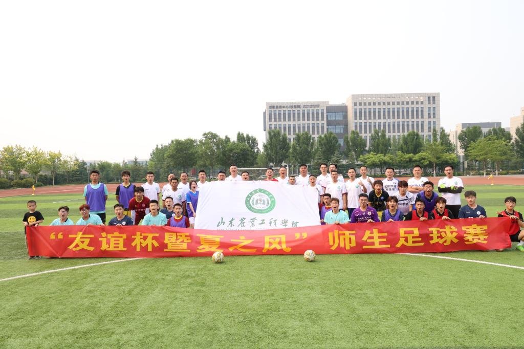 尤其是连续两年参与物理教研室指导的山